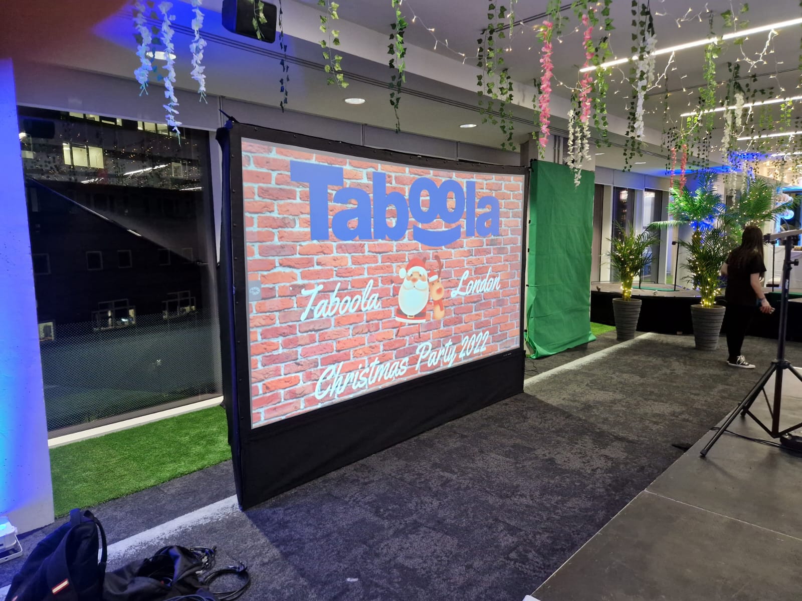 10 Unique Ways to Use a Digital Graffiti Wall at Your Next Event